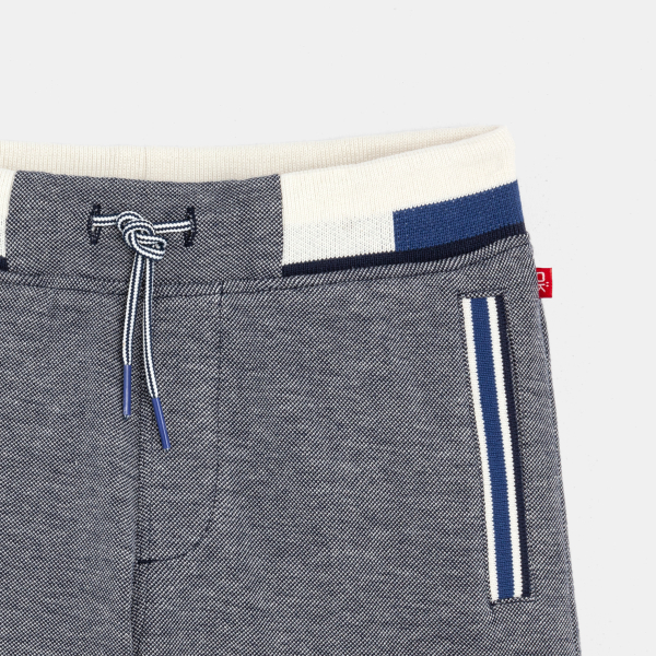 شورت برمودا مبطّن